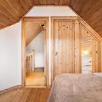 Sentralt,unikt Lite Bergenshus Med Sjel Pa Fine Nostet! * Bergen
