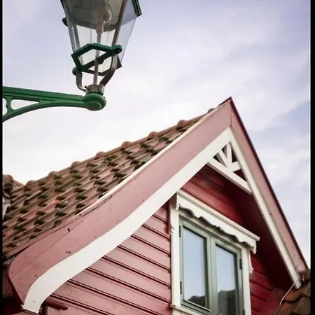 Prázdninový dům Sentralt,unikt Lite Bergenshus Med Sjel Pa Fine Nostet!