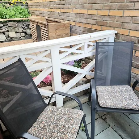 Sentralt,unikt Lite Bergenshus Med Sjel Pa Fine Nostet! * Bergen