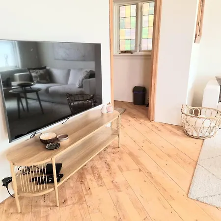 Prázdninový dům Sentralt,unikt Lite Bergenshus Med Sjel Pa Fine Nostet! Bergen