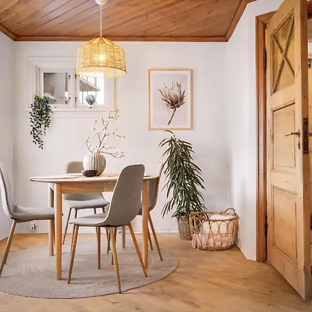 Sentralt,unikt Lite Bergenshus Med Sjel Pa Fine Nostet! Prázdninový dům *
