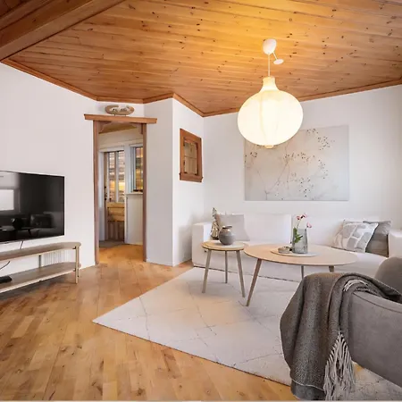 Sentralt,unikt Lite Bergenshus Med Sjel Pa Fine Nostet! Prázdninový dům Bergen