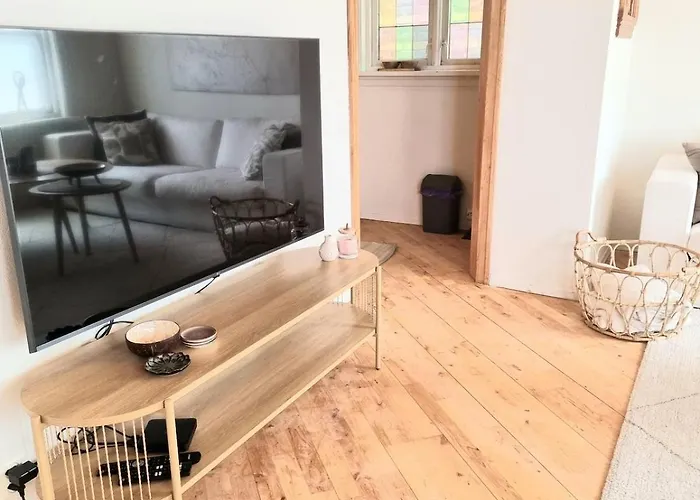 Holiday home Sentralt,unikt Lite Bergenshus Med Sjel Pa Fine Nostet! Bergen