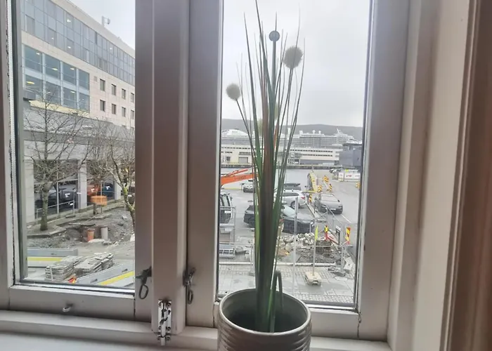 Holiday home Sentralt,unikt Lite Bergenshus Med Sjel Pa Fine Nostet!
